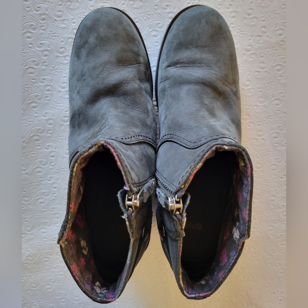 Teva Boots Gray Womens 9 Foxy Ankle Booties Heels Side Zipper 1008317 - Picture 12 of 12